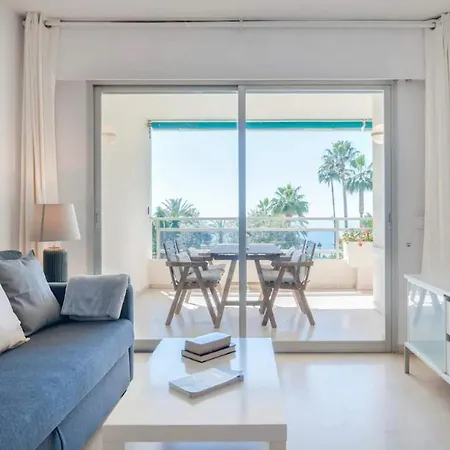 Apartamento 2 *